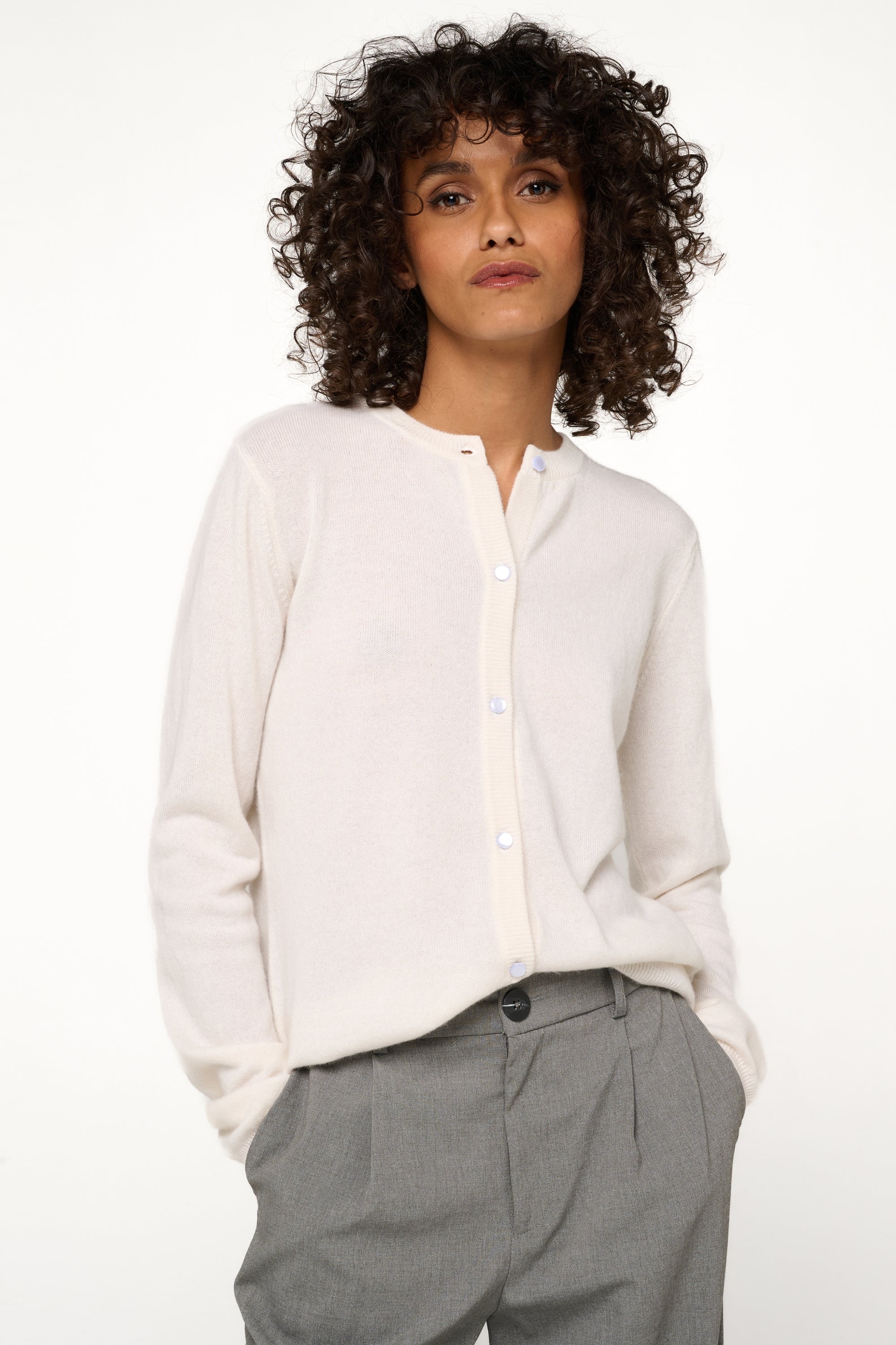 Cardigan en cachemire, 100 % Cachemire, femme, col col rond, fermeture à boutons, coupe droite, manches longues, normale / 2 et 4 fils, tricot normal, Mahogany