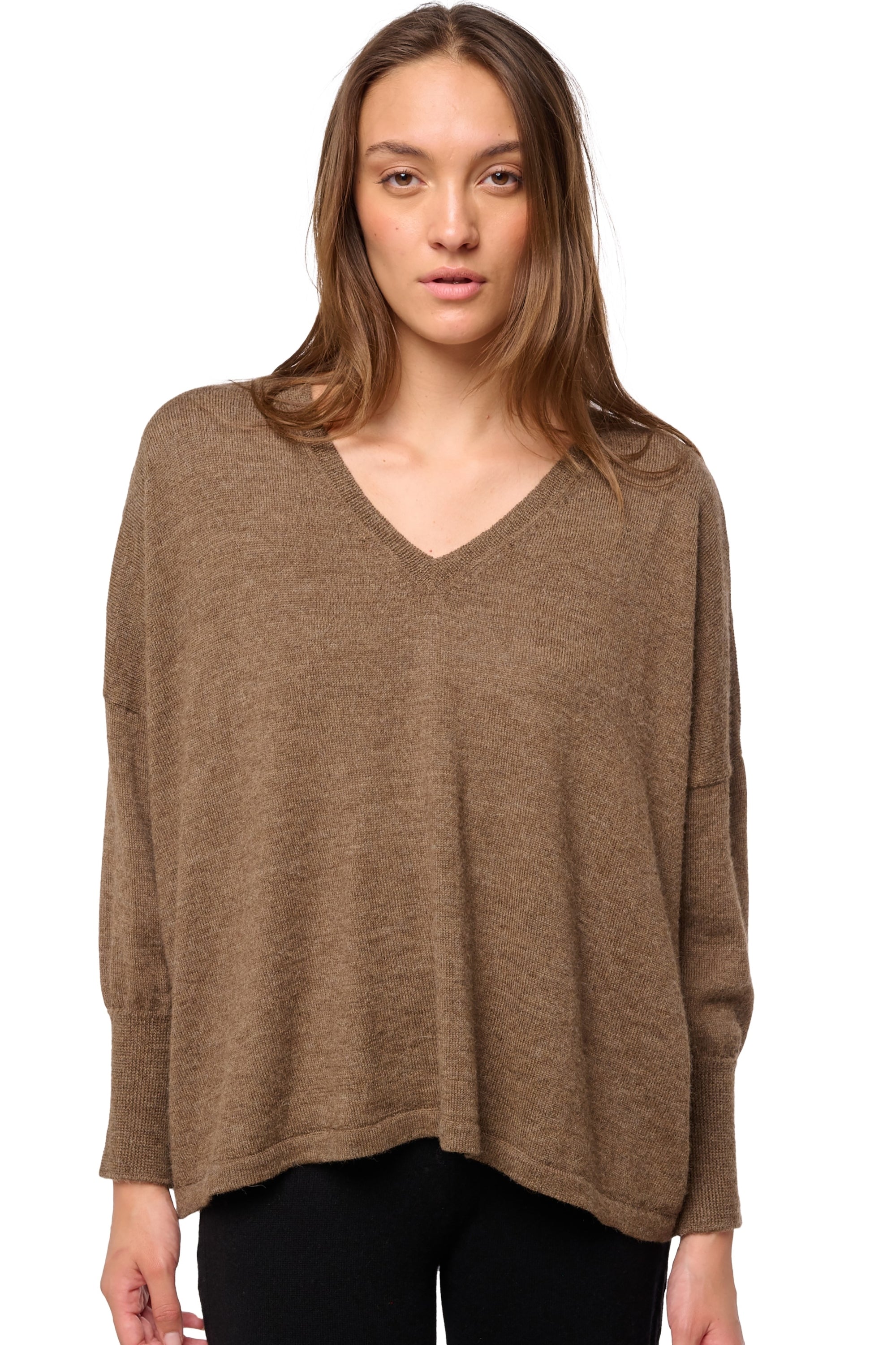Pull en baby alpaga, 100 % Baby Alpaga, femme, col col v, coupe oversize, manches longues, normale / 2 et 4 fils, tricot normal, Mahogany