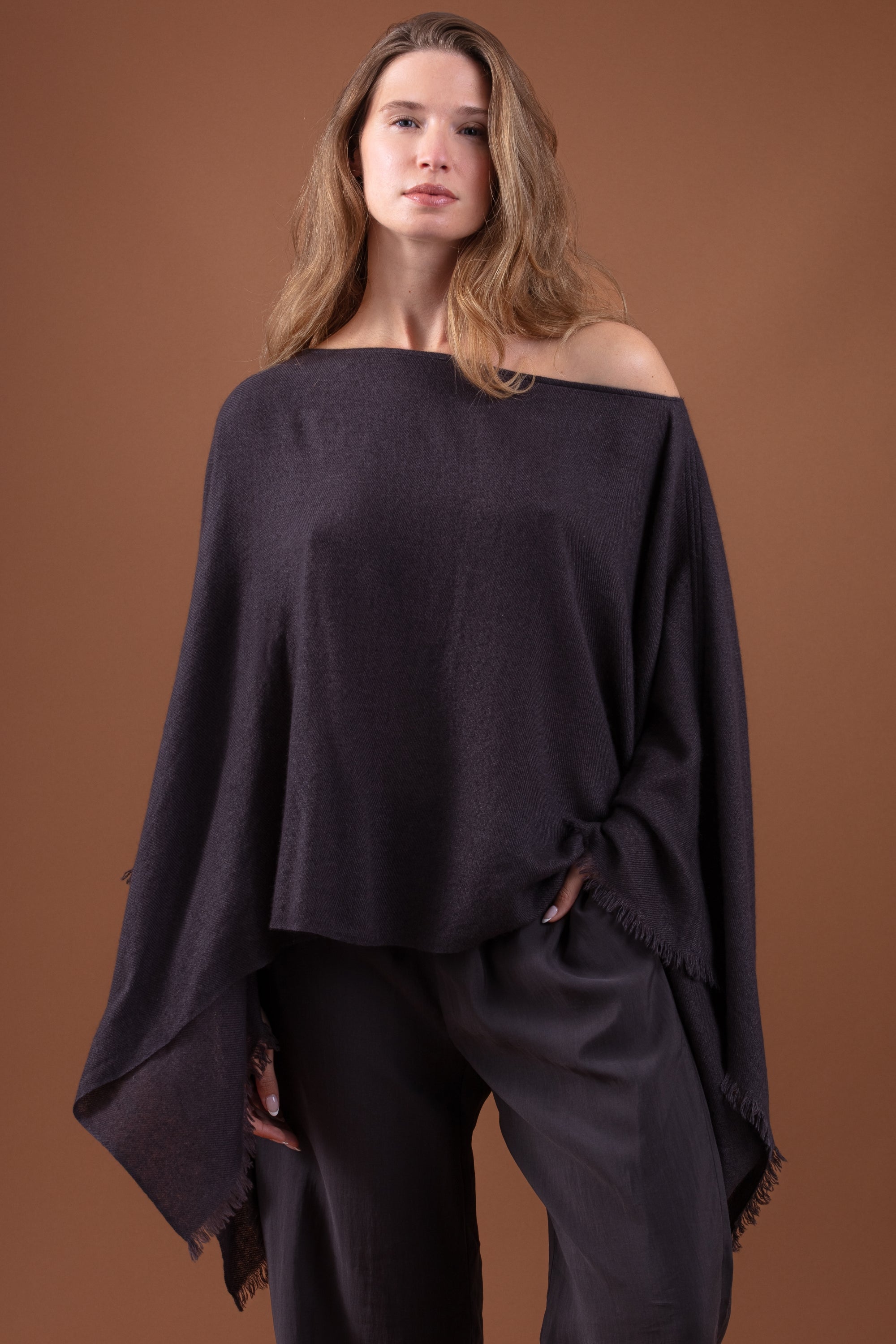 Tokyo en cachemire femme - carbon - Mahogany