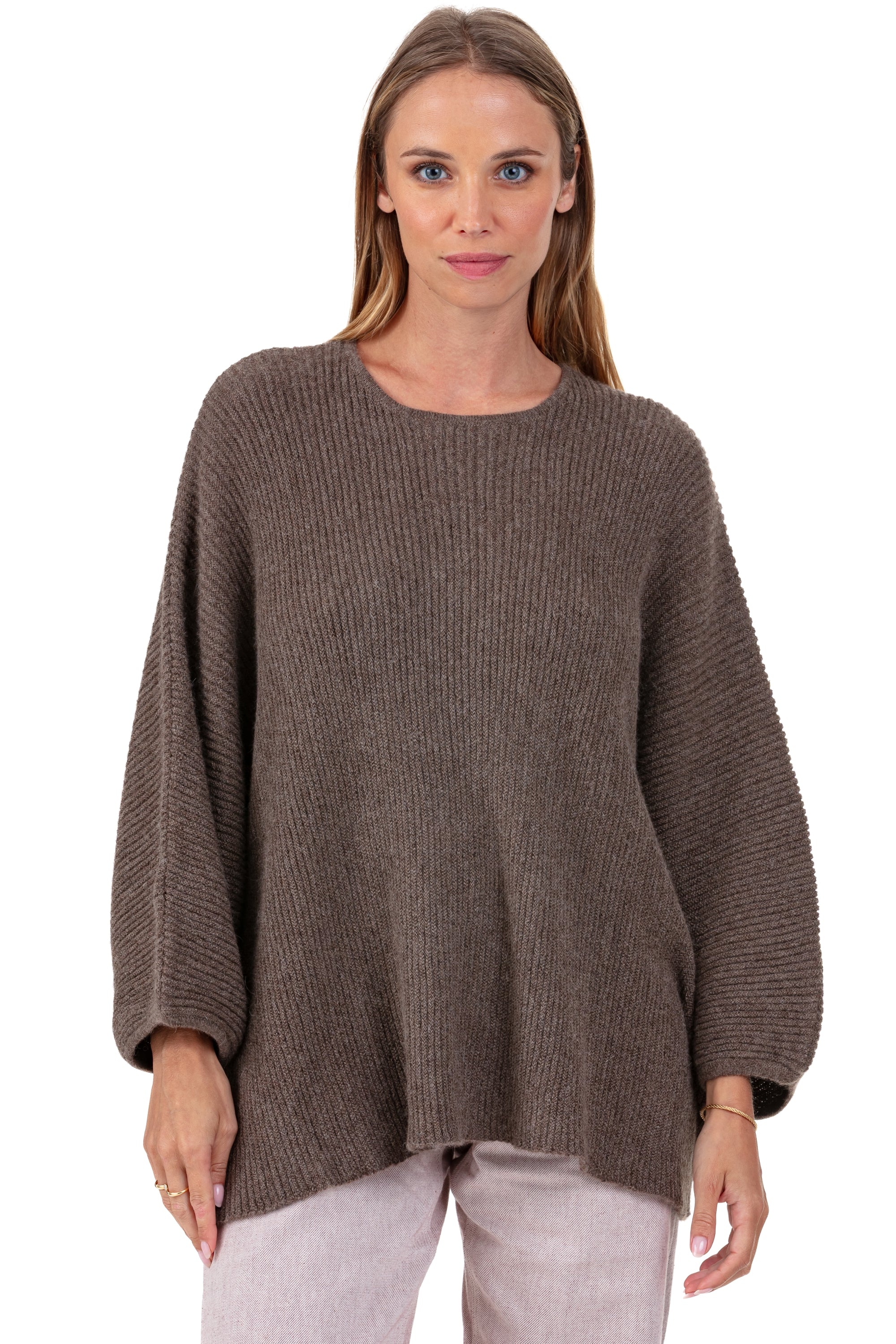 Pull en baby alpaga, 100 % Baby Alpaga, femme, col col rond, coupe oversize, manches trois quart, normale / 2 et 4 fils, côtelé, Mahogany