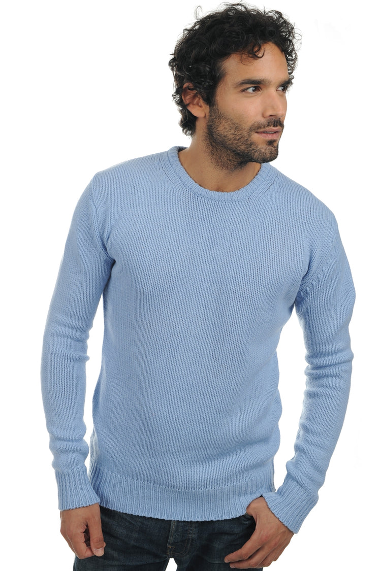 Ivan en yak homme - ciel - Mahogany
