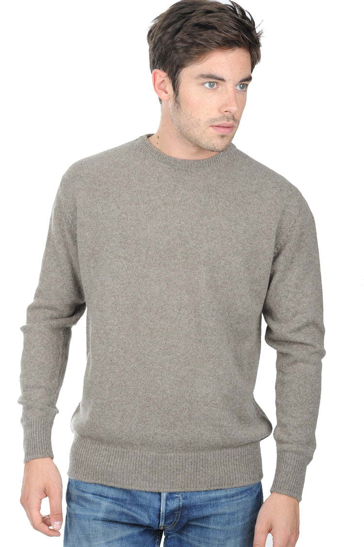 YakNestor en yak homme - marmotte naturel - Mahogany