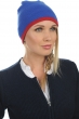 Cachemire accessoires bonnets bloup rouge velours bleu lapis 24 x 23 cm