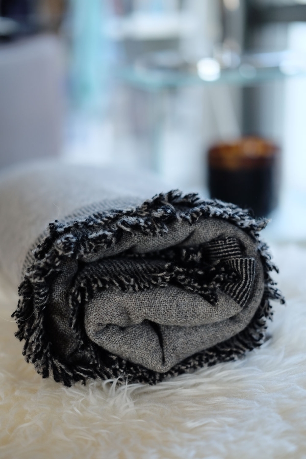 Cachemire accessoires couvertures plaids fougere 125 x 175 noir marmotte chine 125 x 175