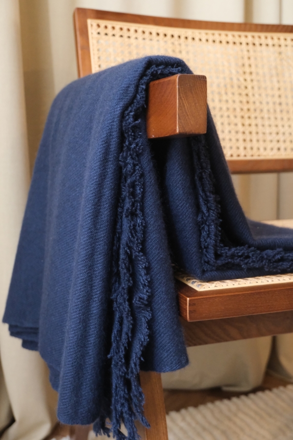 Cachemire accessoires couvertures plaids toodoo plain m 180 x 220 bleu marine 180 x 220 cm