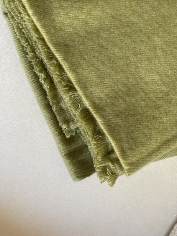 Cachemire accessoires couvertures plaids toodoo plain s 140 x 200 vert jungle 140 x 200 cm